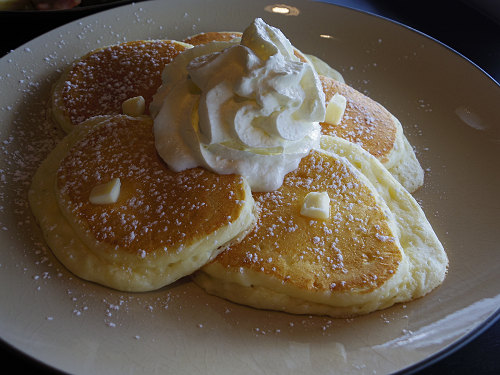 風味豊かな絶品パンケーキ The Pancake Works 田原本町 By 奈良に住んでみました