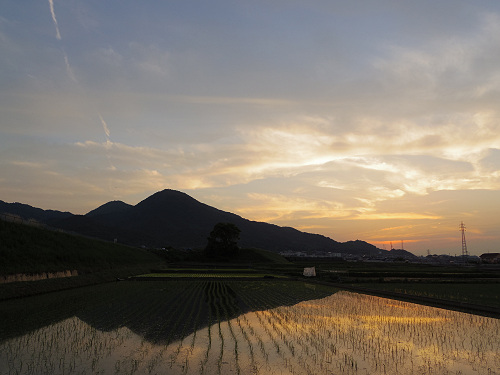 夕暮れの二上山＠香芝市-04