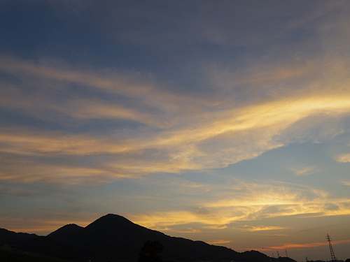 夕暮れの二上山＠香芝市-09