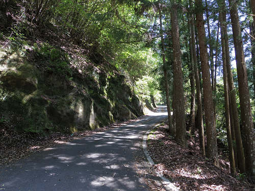 萌の朱雀 撮影地記念碑 ＠五條市西吉野町-02