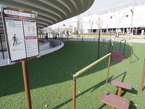 天理駅前広場コフフン(CoFuFun) @天理市-12 天理駅前広場コフフン(CoFuFun) @天理市-12