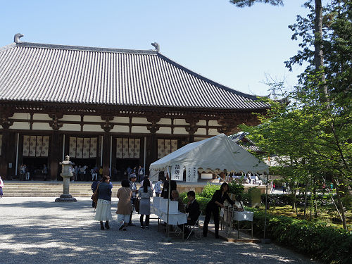 うちわまき（中興忌梵網会）＠唐招提寺-04
