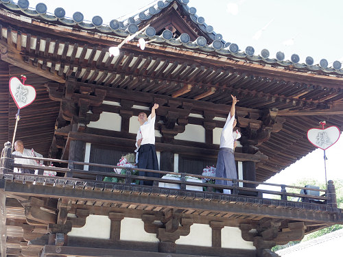 うちわまき（中興忌梵網会）＠唐招提寺-22