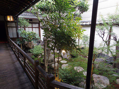 中西与三郎 茶房 六坊庵 ＠奈良町-07