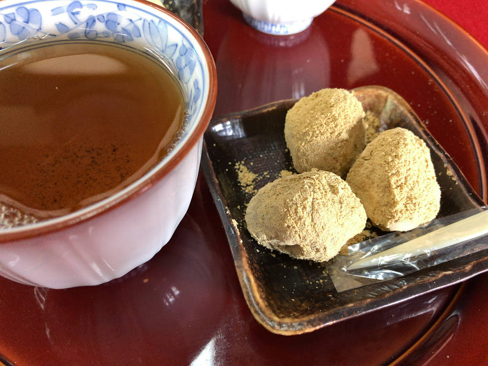 御城之口餅 ＠本家菊屋 本店（大和郡山市）-10