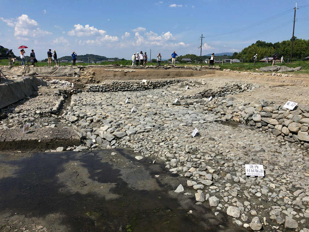 飛鳥京跡苑池（明日香村） 第13次調査 現地説明会-10