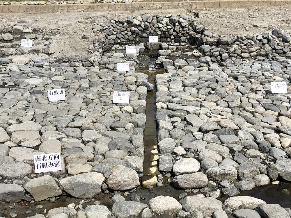 飛鳥京跡苑池（明日香村） 第13次調査 現地説明会-12