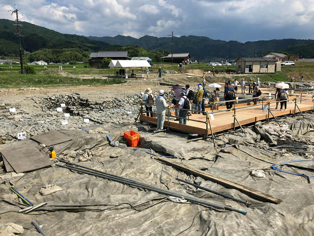 飛鳥京跡苑池（明日香村） 第13次調査 現地説明会-16