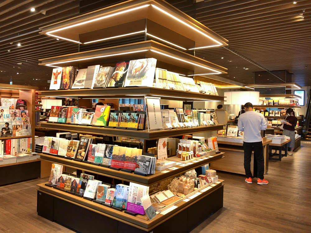 BOOK＆CAFE『奈良 蔦屋書店』＠奈良市-03