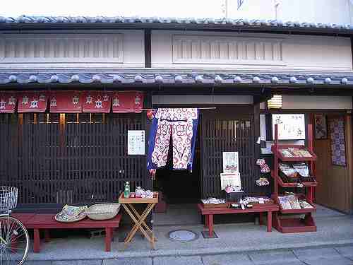 奈良町・もちいどの商店街をブラブラ