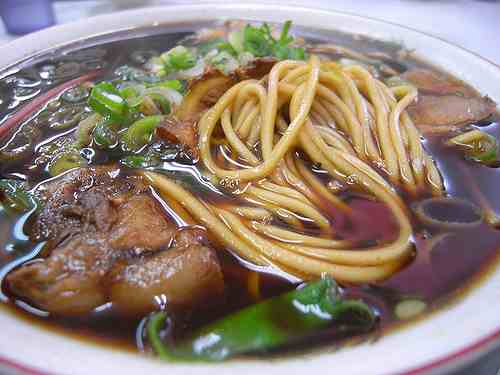 真っ黒スープ中華そば『新福菜館』@京都たかばし