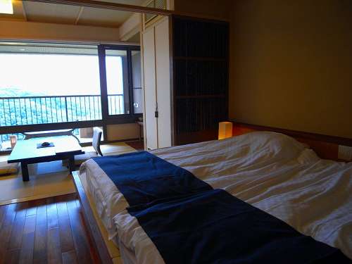 信貴山の「露天風呂客室」のお宿『柿本家』＠三郷町