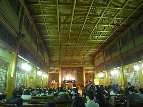 和洋折衷の礼拝堂が美しい『奈良基督教会』＠奈良駅周辺