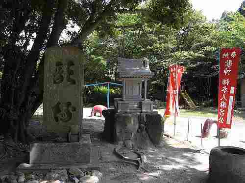 柿本人麻呂ゆかりの『歌塚』と『柿本寺跡』＠天理市