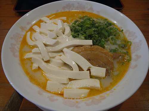 豆腐が乗った個性派も『ラーメン水舞饌』＠大和郡山市