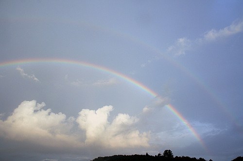 奈良県内で『二重の虹』が見えました