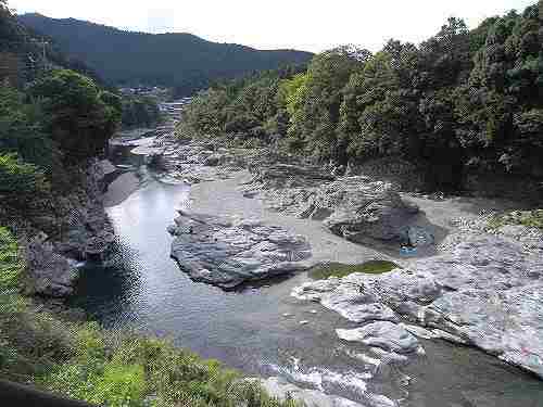 『宮滝遺跡』と柴橋・夢のわだなどの万葉故地＠吉野町