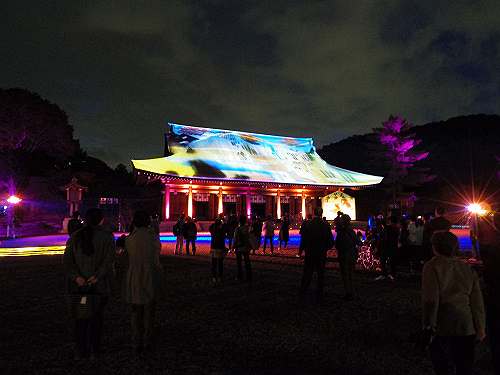 外拝殿に3Dマッピングを投影！『春の神武祭』＠橿原神宮