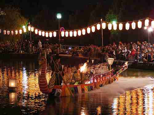 采女の霊を慰める采女神社の雅な例祭『采女祭』＠猿沢池