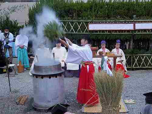 春日若宮おん祭の始まりを告げる『大宿所祭』@大宿所
