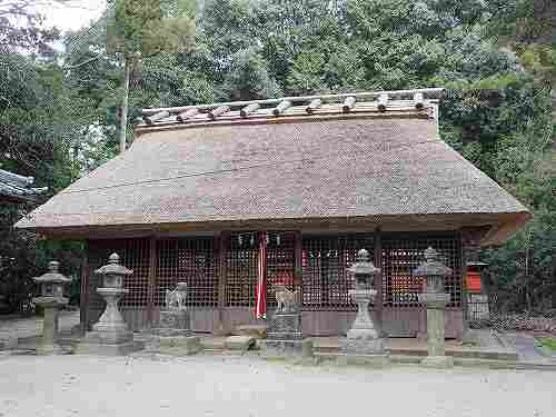 茅葺きの拝殿が美しい『夜都伎神社』@山の辺の道(天理市)