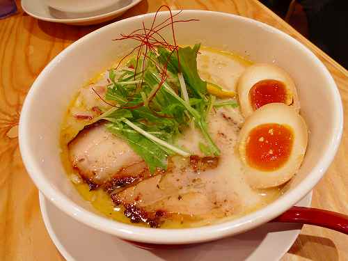 意外なほど上品！『下品なぐらいダシのうまいラーメン屋』＠広陵町