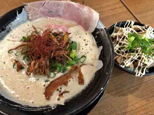 ドロドロ系でも食べやすい鶏白湯ラーメン『どろそば将』@奈良店