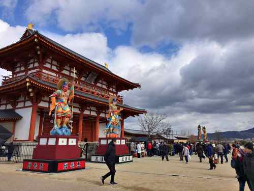 大満足！『奈良ちとせ祝ぐ寿ぐまつり』食べまくりレポート