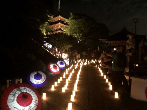 和傘の演出も！美しい灯りのイベント『飛鳥光の回廊』＠明日香村