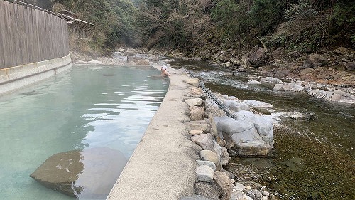 秘湯!川原の大露天風呂『上湯温泉 河原の湯』@十津川村