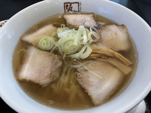 縮れた平打ち麺が美味！『喜多方ラーメン坂内』＠大和高田店