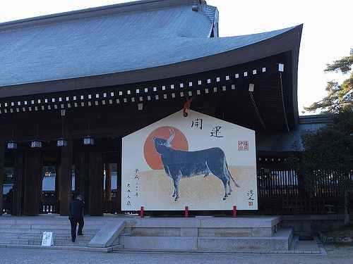 荘厳な『橿原神宮』のジャンボ絵馬を見る！