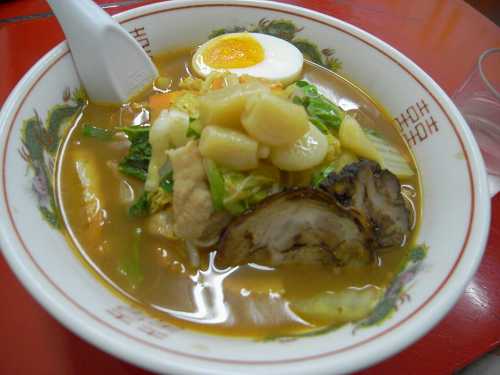 怪しげなベトコンラーメン『まいど』＠香芝市