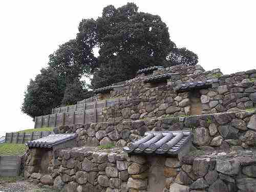 不思議な奈良のピラミッド『史跡 頭塔』＠奈良市高畑