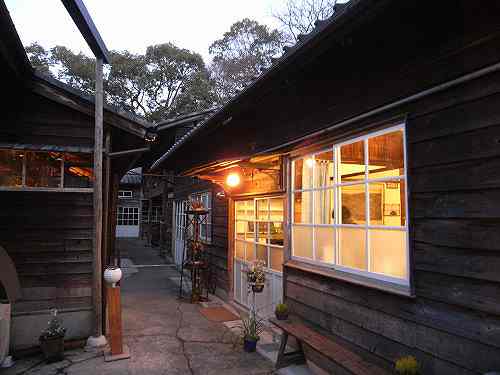 大正時代の工場がカフェに『工場跡事務室』＠奈良市内