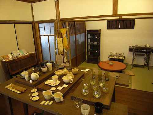 古い民家がいい！器と雑貨の『器人器人』＠きたまち