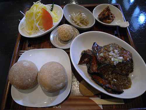 美味しい無国籍料理『たべものや ちきん』＠奈良市神殿町