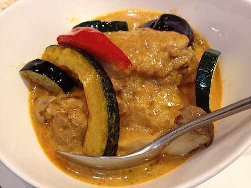 まろやかな本格派カレー『若草カレー本舗』＠奈良駅周辺