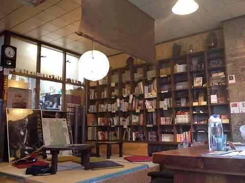 奈良本カフェ『くるくるかふぇ』＠奈良ウガヤゲストハウス