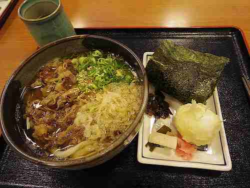 讃岐うどんをセルフ式で『うどん工房 讃岐倶楽部』＠桜井市
