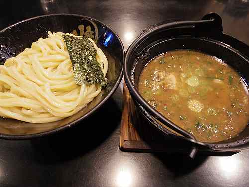 ガツンと来る超濃厚豚骨『無鉄砲 つけ麺 無心』＠奈良市