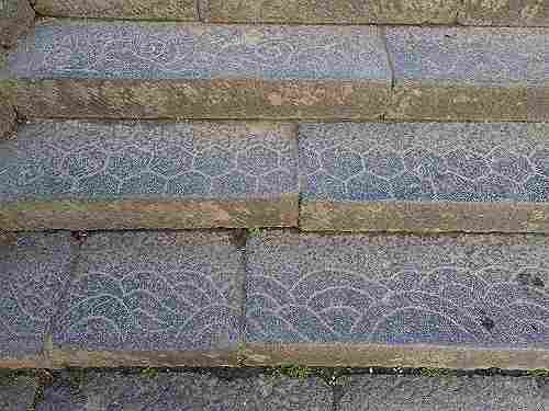 流水・亀甲・青海波！東大寺二月堂の石段の文様＠奈良市