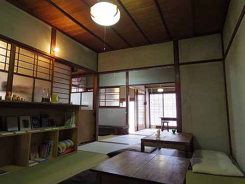 裏路地の昭和的民家の素敵カフェ『つむぎ』＠大和郡山市