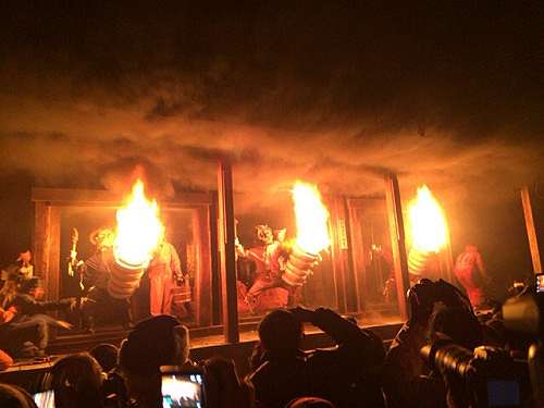 巨大松明が燃え盛る『陀々堂の鬼はしり』＠念仏寺（五條市）