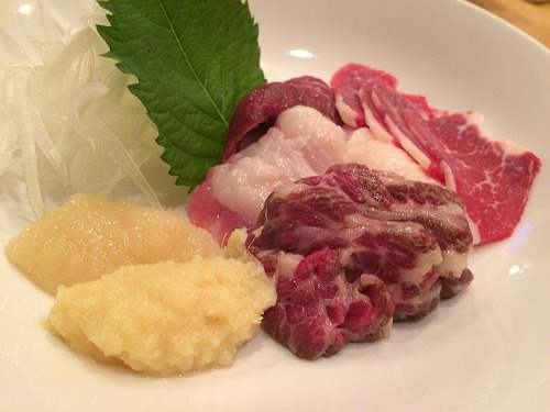 馬刺しに馬ユッケも！『馬肉料理 さくらや』＠奈良市