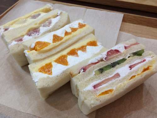 果物屋さんのフルーツサンド『ICHIBANYA FRUITS CAFE』＠大和郡山市