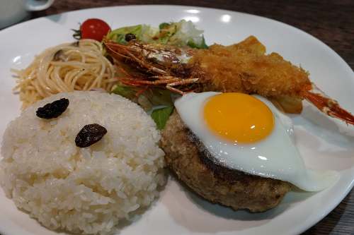 旨味しっかり手作りハンバーグ！『もりわきハンバーグ』＠奈良市